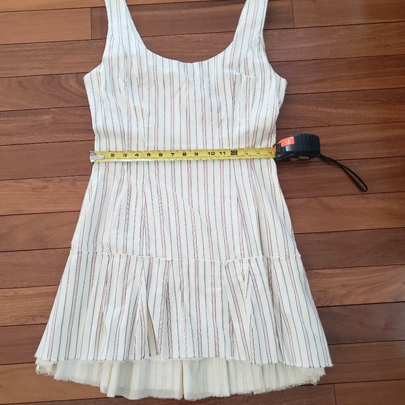 McGinn - Picture 5 of 7